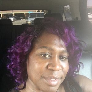 Meet your Posher, Deborah